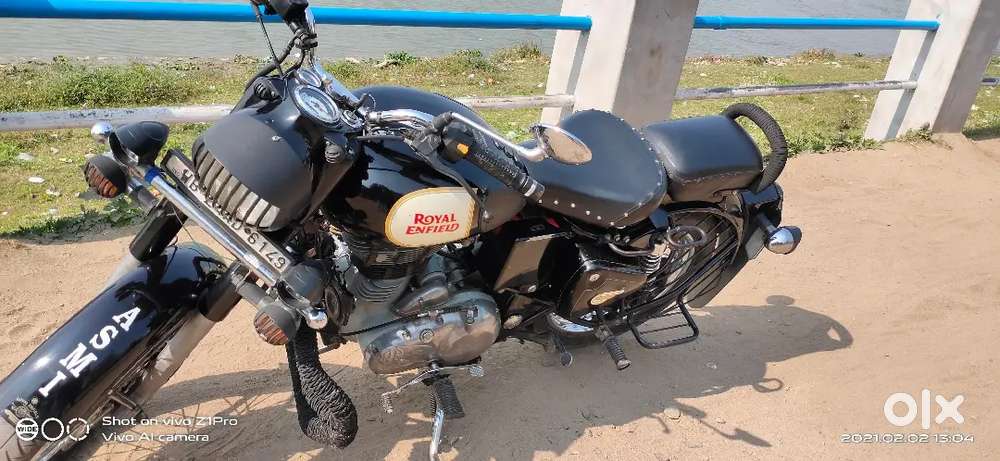 Bike is in superb conditionand properly well maintained and servished