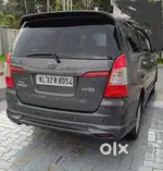 Toyota Innova 2015