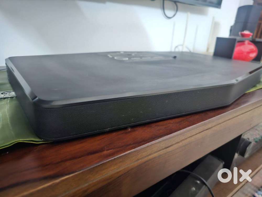 VISIO Soundbar - with Bluetooth and Optical Input