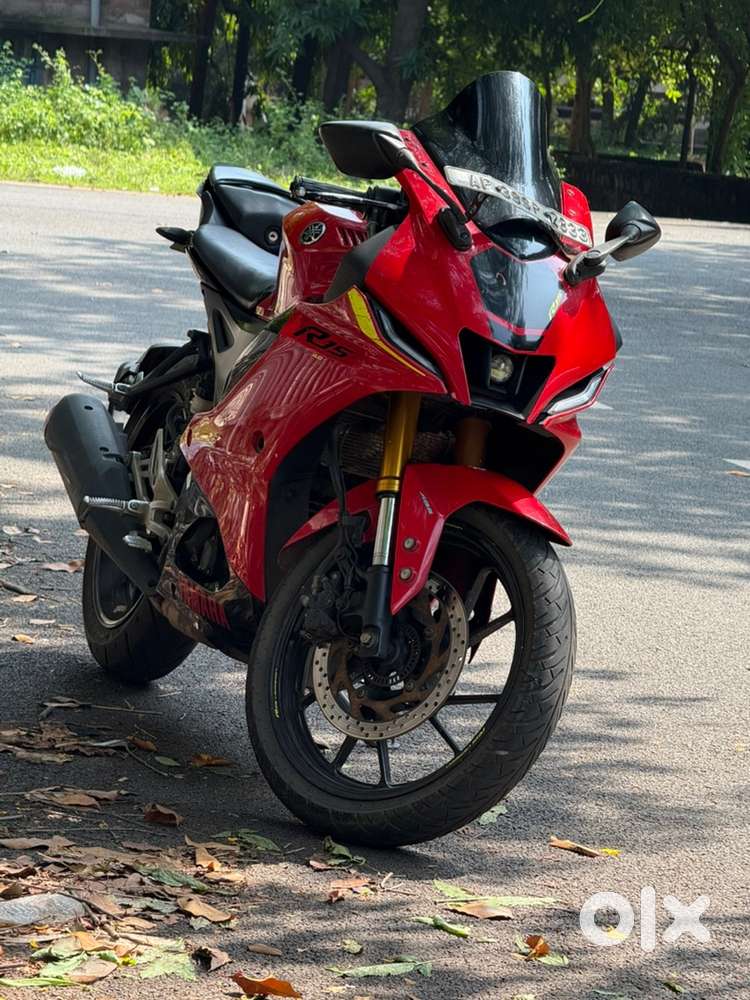 r15v4 bike good condition