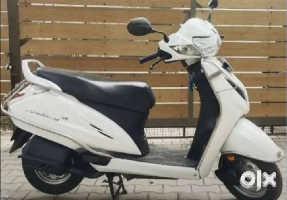 Honda Activa 5G running paper hai