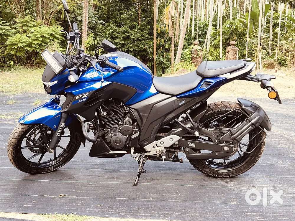 Yamaha FZ25