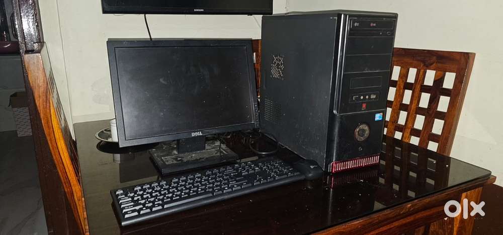 excellent condition moniter and cpu full dekstop