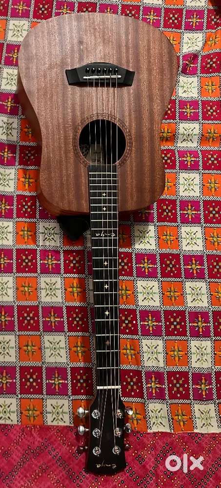 BABY ACOUSTIC  GUITAR  (ENYA EB01 ) SEMI ACOUSTIC
