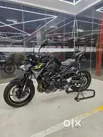 2023 Kawasaki Z900 SB Black edition