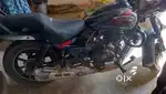 Bajaj avenger 220 street