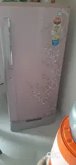 LG 216 Refrigerator