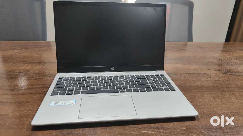 6 MONTHS OLD LAPTOP