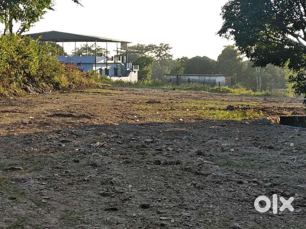 Plot for sale near thano chowk airport