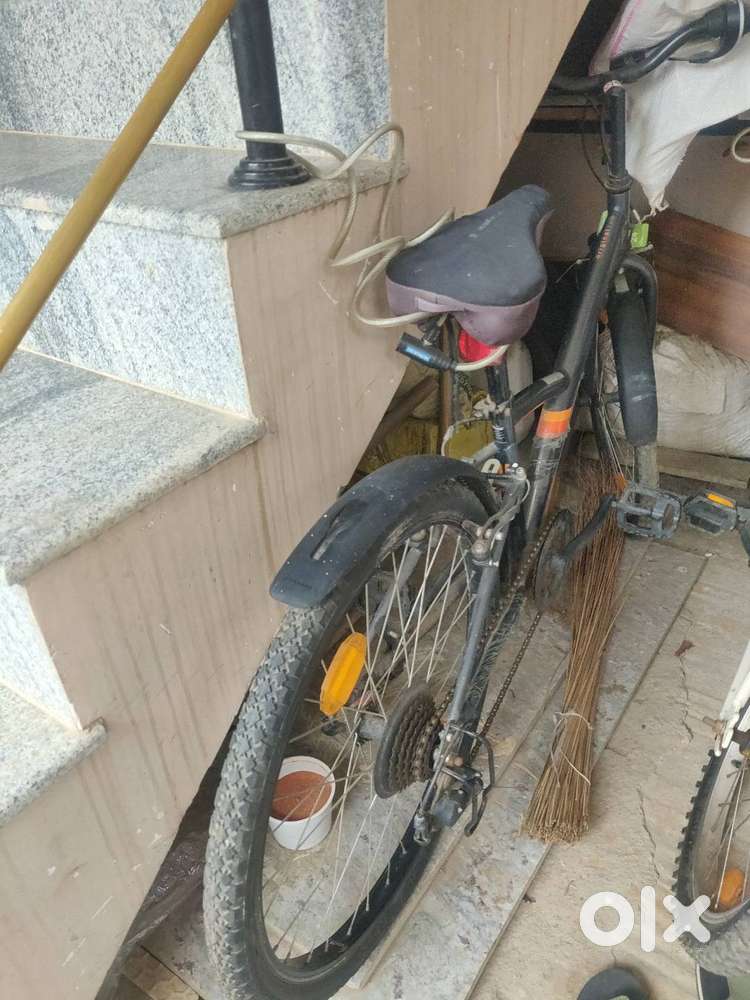 Looks as good as New, and it's Used rarely.