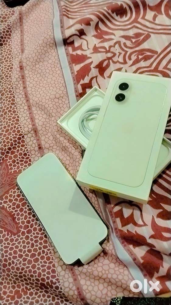 Iphone 17, 128gb white indian