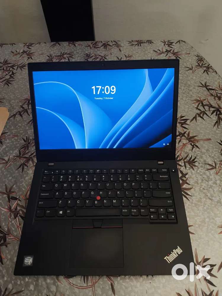 Lenovo ThnkPad i5 10th generation 8/256