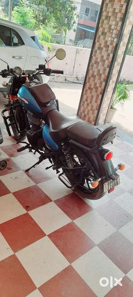 Meteor Supernova 350cc in Great condition