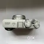 FUJIFILM X100V SILVER 26.1MP CAMERA +EGA GEAR LEATHER CAMERA CASE