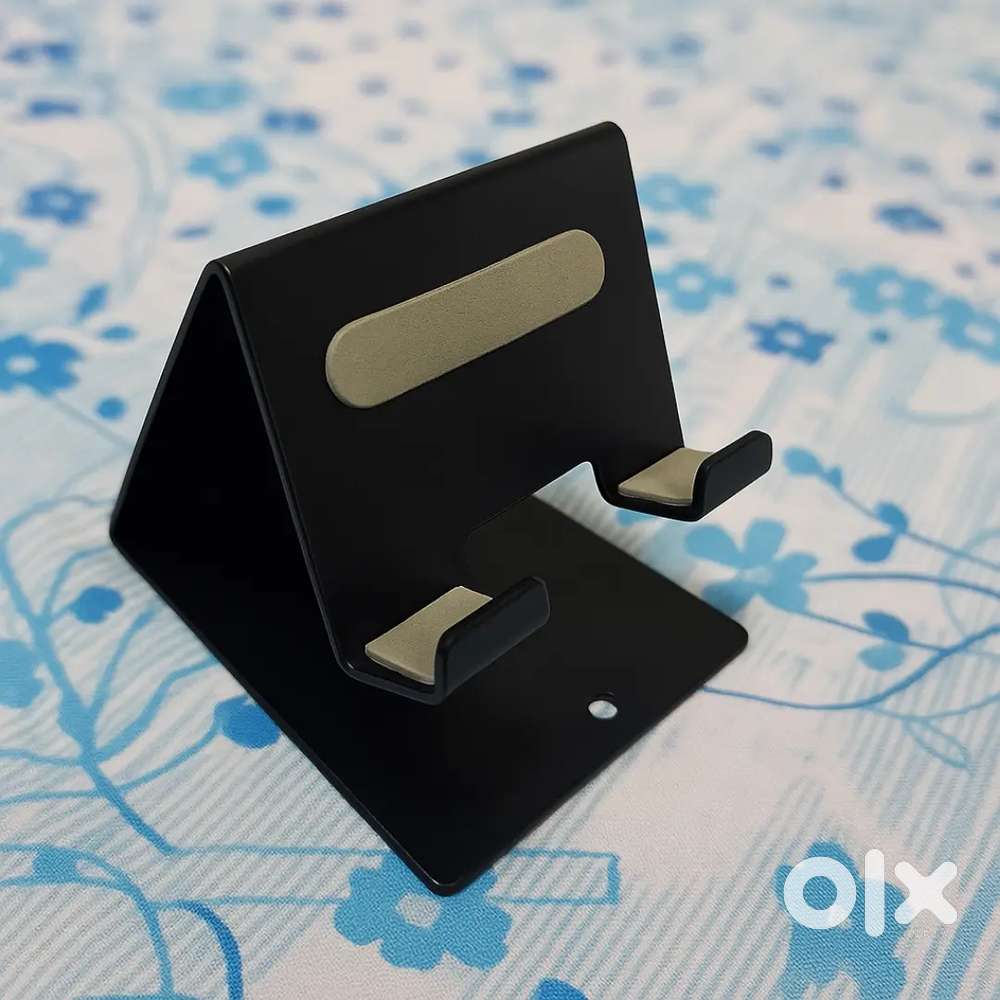 Sturdy Metal Mobile/Tablet Stand Holder - Adjustable & Durable