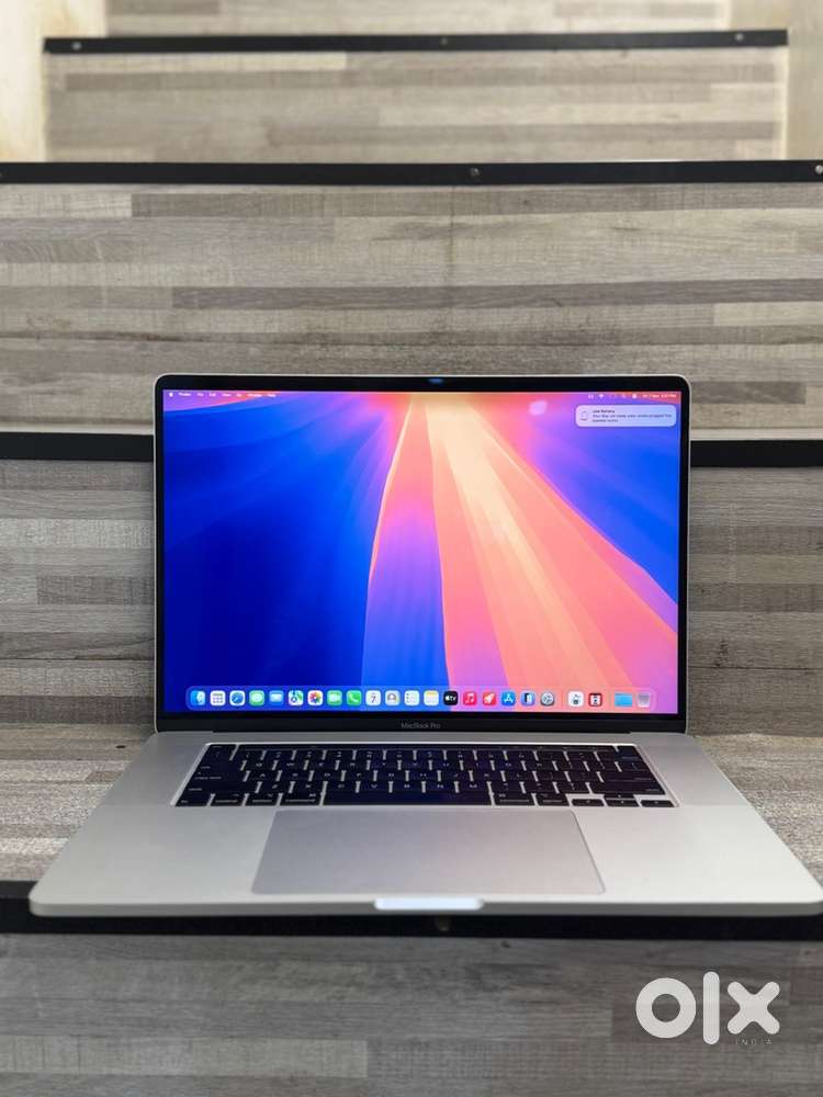 Macbook 2019-16’’ / i9 / 64/512
