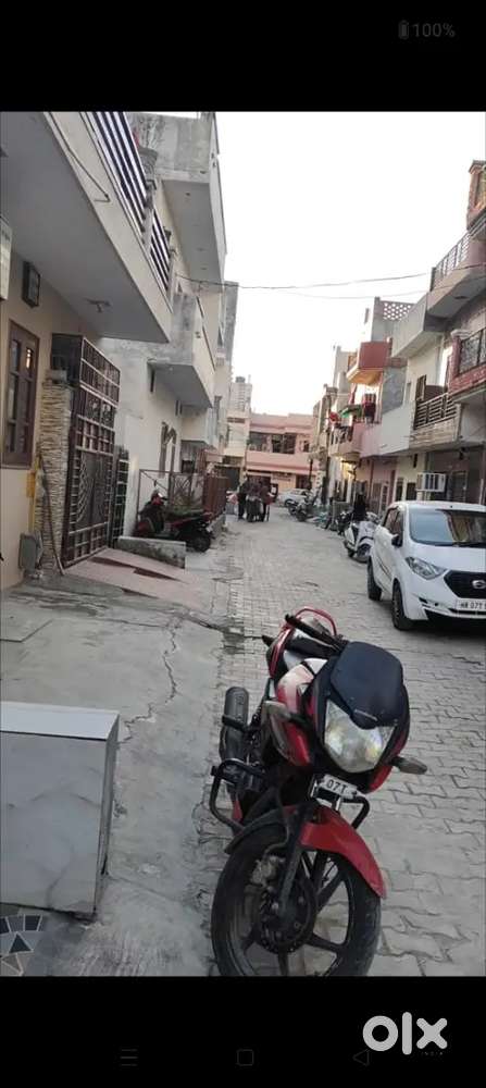 House for sale.good location .near park .double story