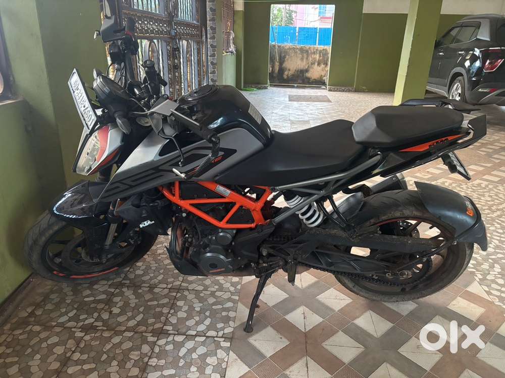 KTM Duke 250 with good condtion