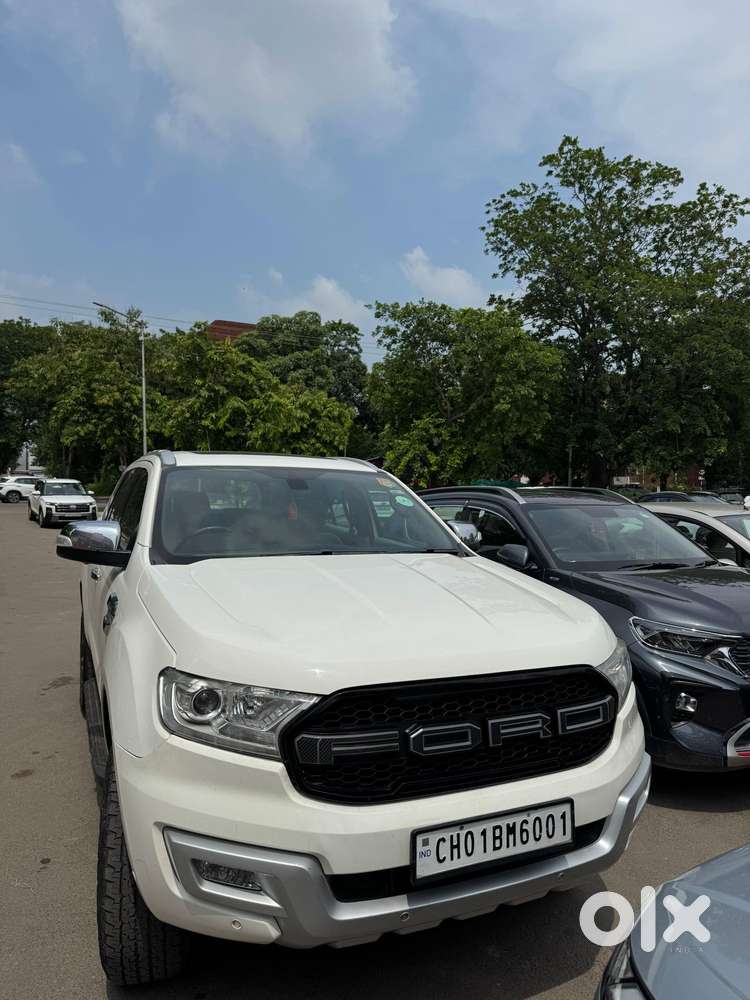 Ford Endeavour 3.2 Titanium AT 4X4, 2017, Diesel