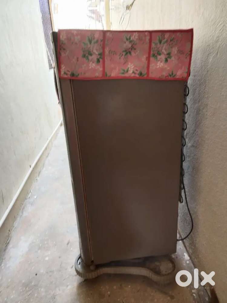 LG Whirlpool Intellocool Single Door Fridge – Working Condition