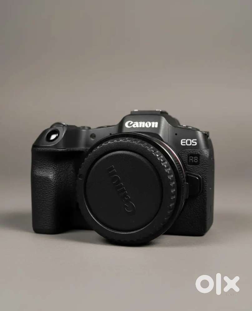 Canon r8 and Tamron 24 - 70 mm