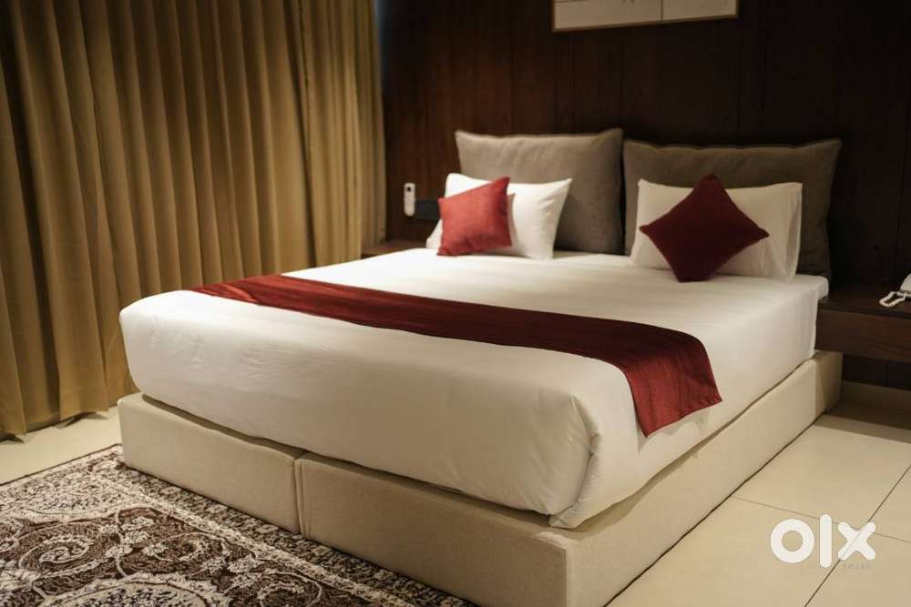 HOUSEKEEPING VACANCY FOR GENTS