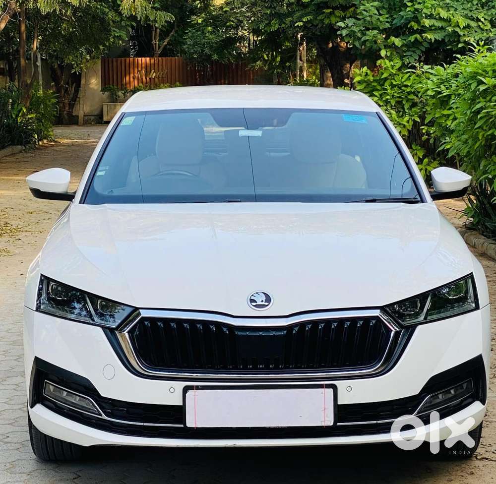 Skoda Octavia, 2022, Petrol