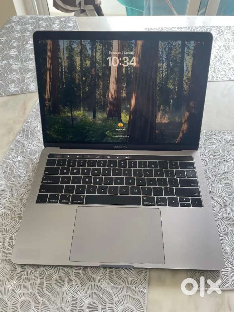 MacBook Pro 2019/ Intel Core i5/
8GB/ 512GB