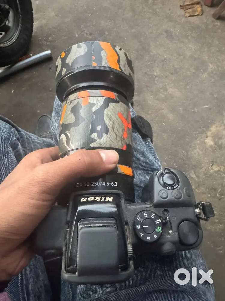 Nikon z50 camra koi dikt nahi he New condition
