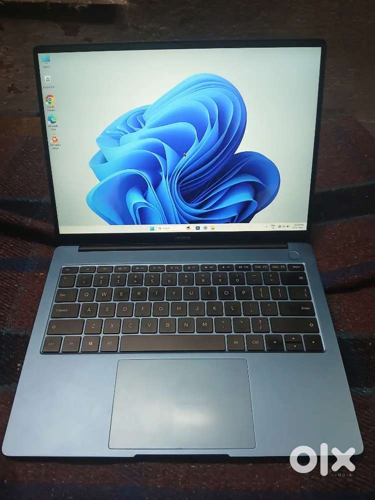 Realme slim book i3 11th generation 8 gb ram 256 ssd with finger print