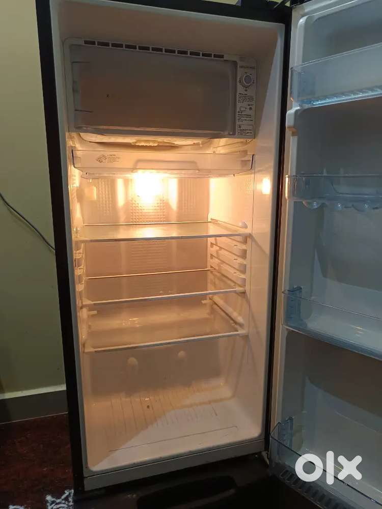 Samsung Fridge rs. 11000