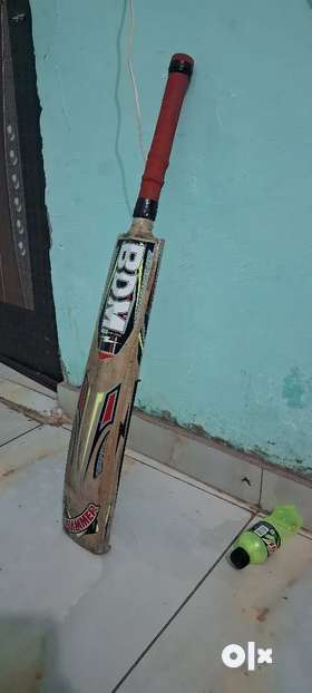 Selling bdm knocked bat 2 moths old in best condition letter ball bat 1.5 kg selling in half price b...