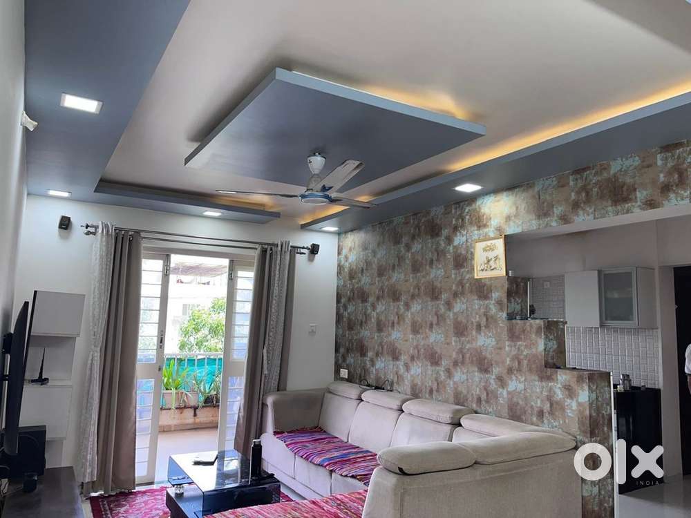 Spacious 2bhk with luxury amenities and 24hr inverter back.