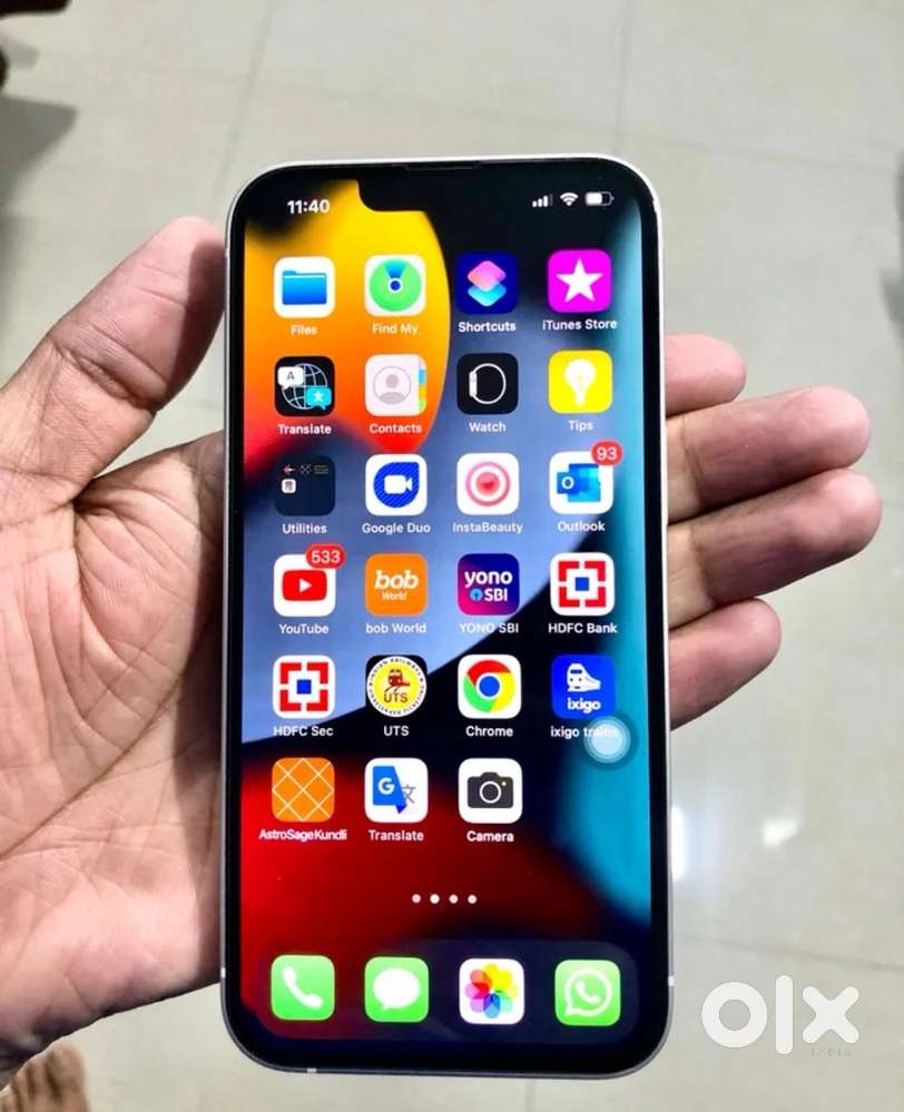 5G iPhone 13,128gb refurbished warranty available with bill,box.