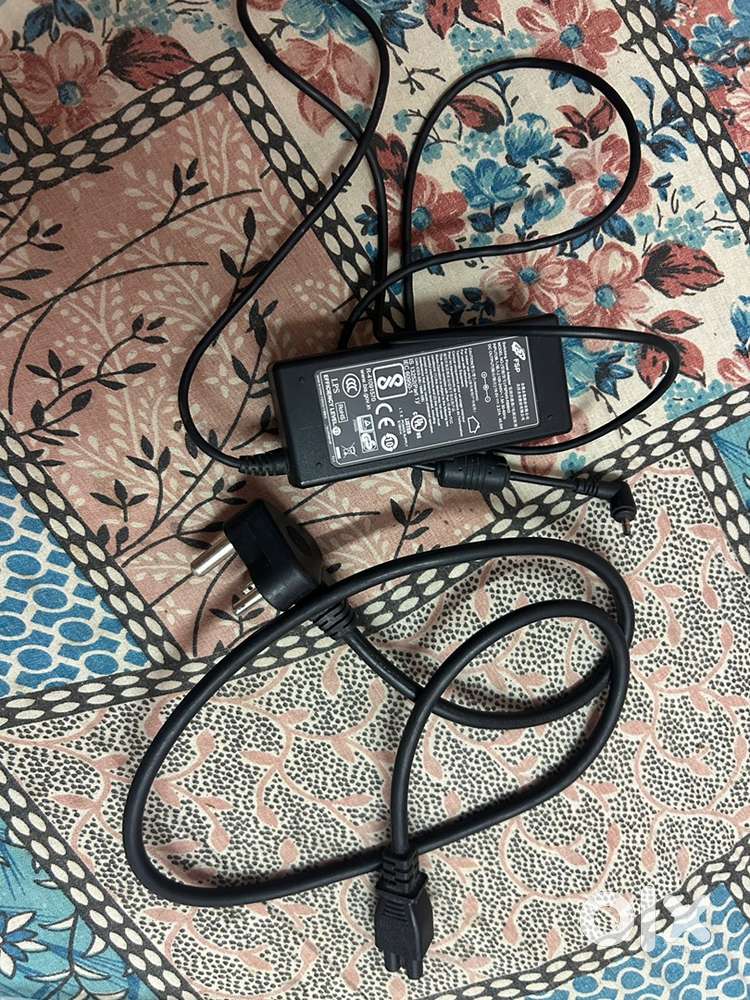 Lenovo (FSP) branded laptop charger with Adapter 2.37A 45 watt