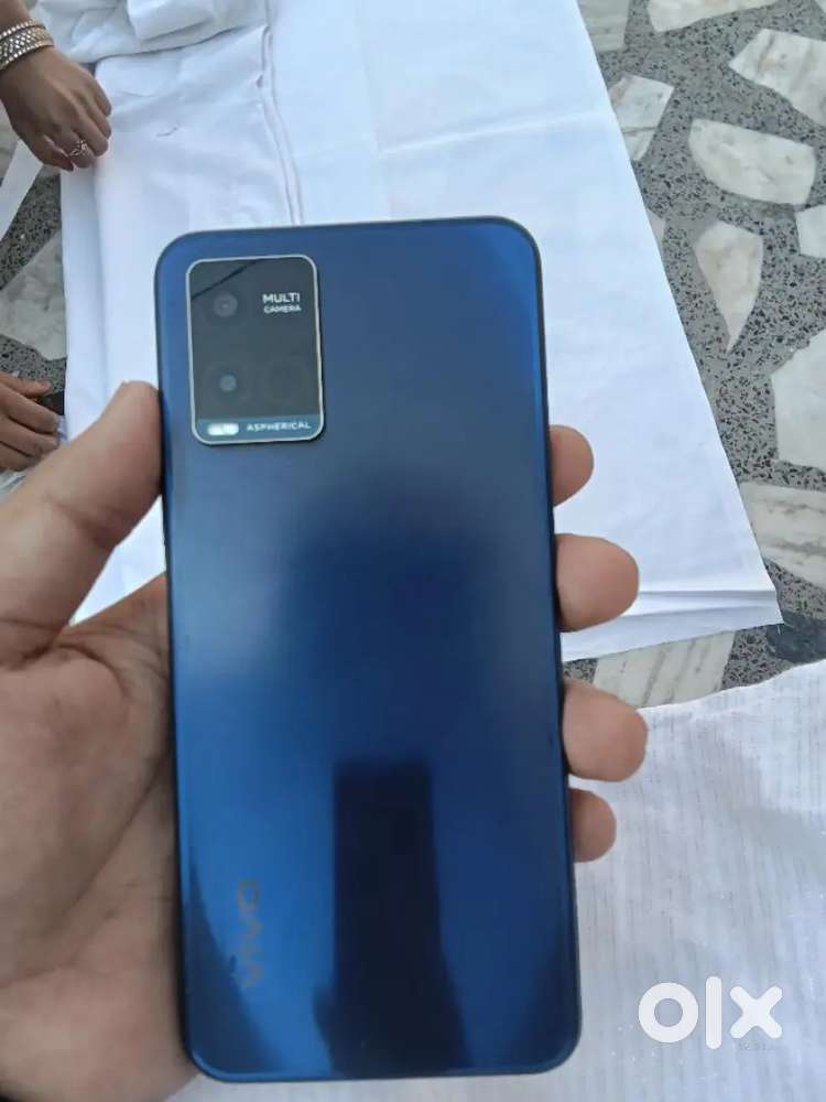Vivo Y21(4/128) in very good condition all things orginal