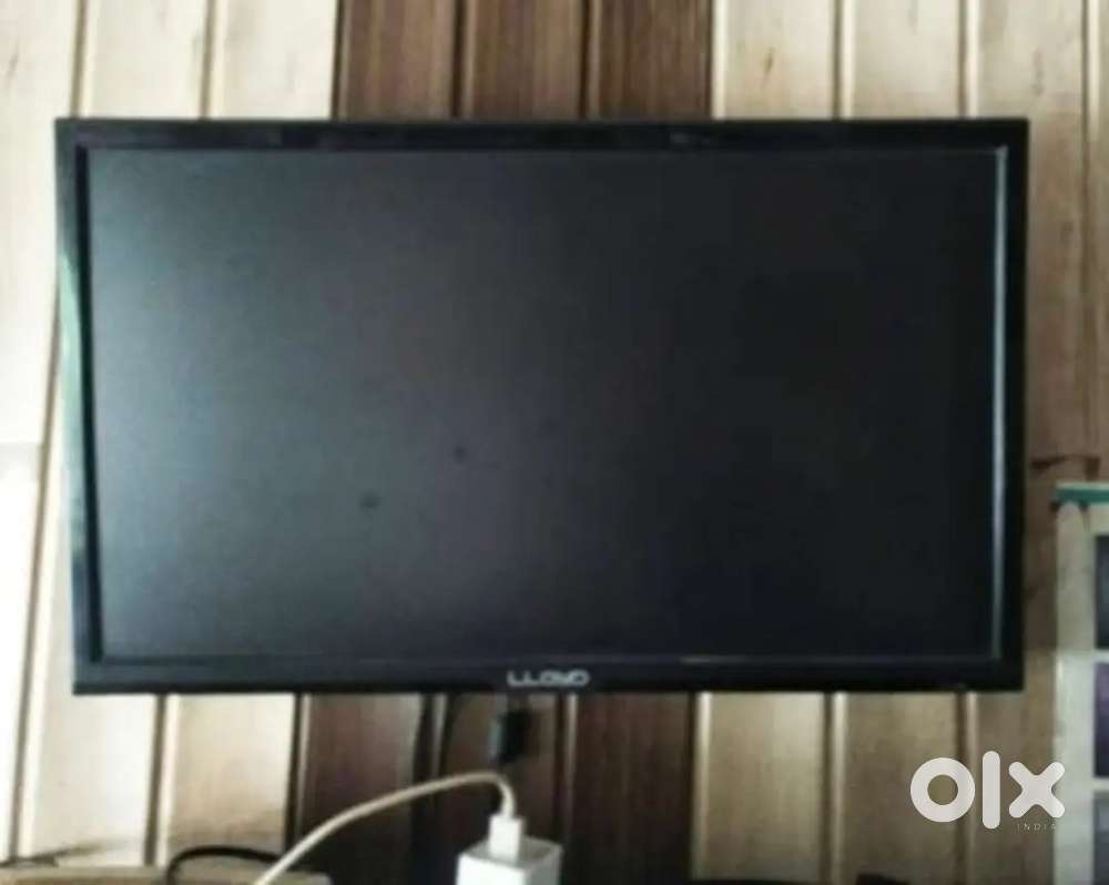 Lloyd tv Black