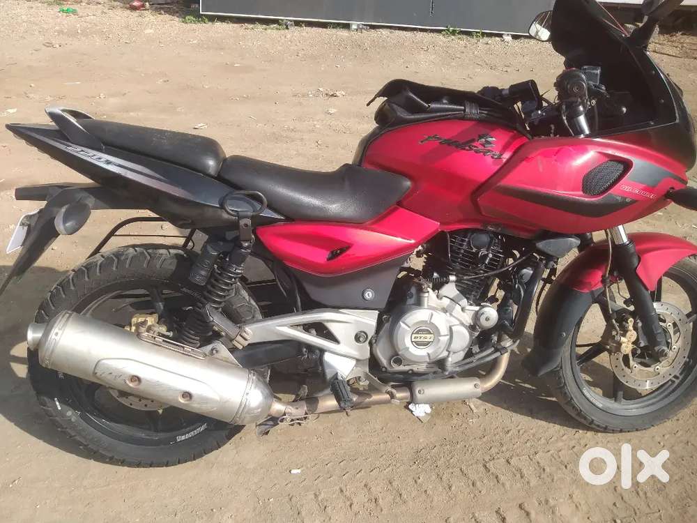 KL REG PULSAR 220. PALAKAD REG