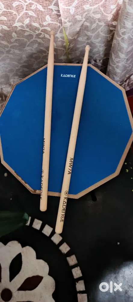 Practice pad, pad sticks