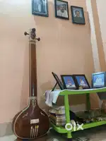 Female tanpura with cover