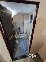 Single room available on rent