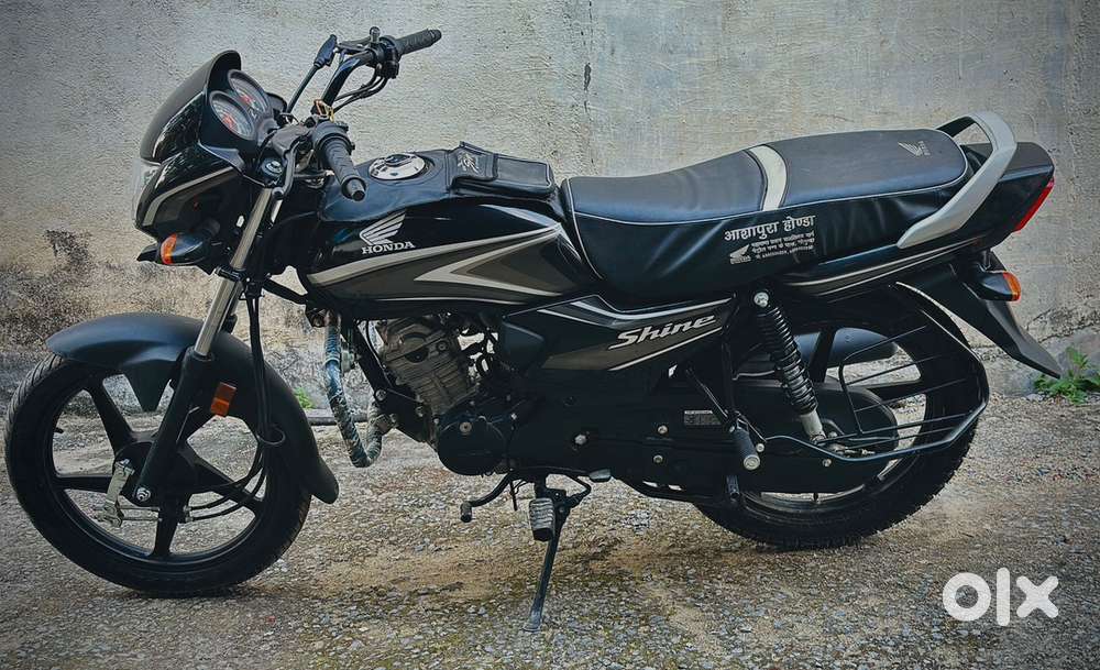 2024 DECEMBER SHOWROOM CONDITION BIKE AVAILABLE