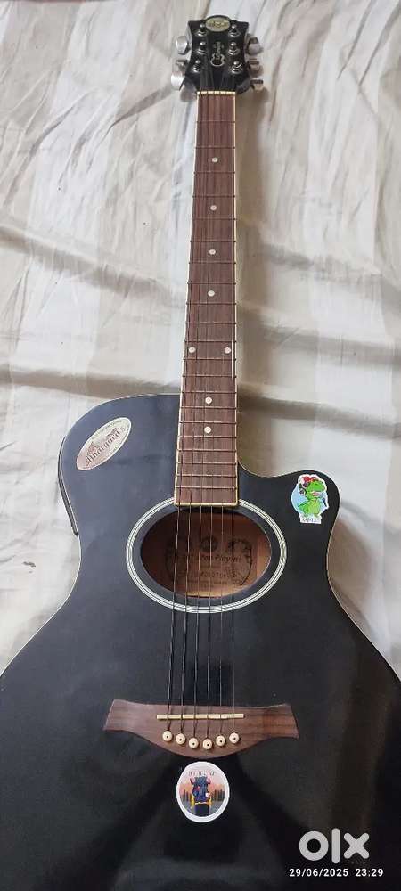 Guitar for sale