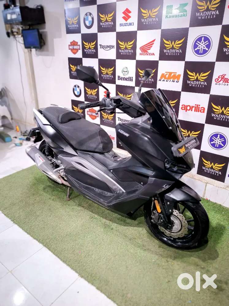 All Benelli TRK 502x 502c 600i keeway viesta 300 Available at showroom