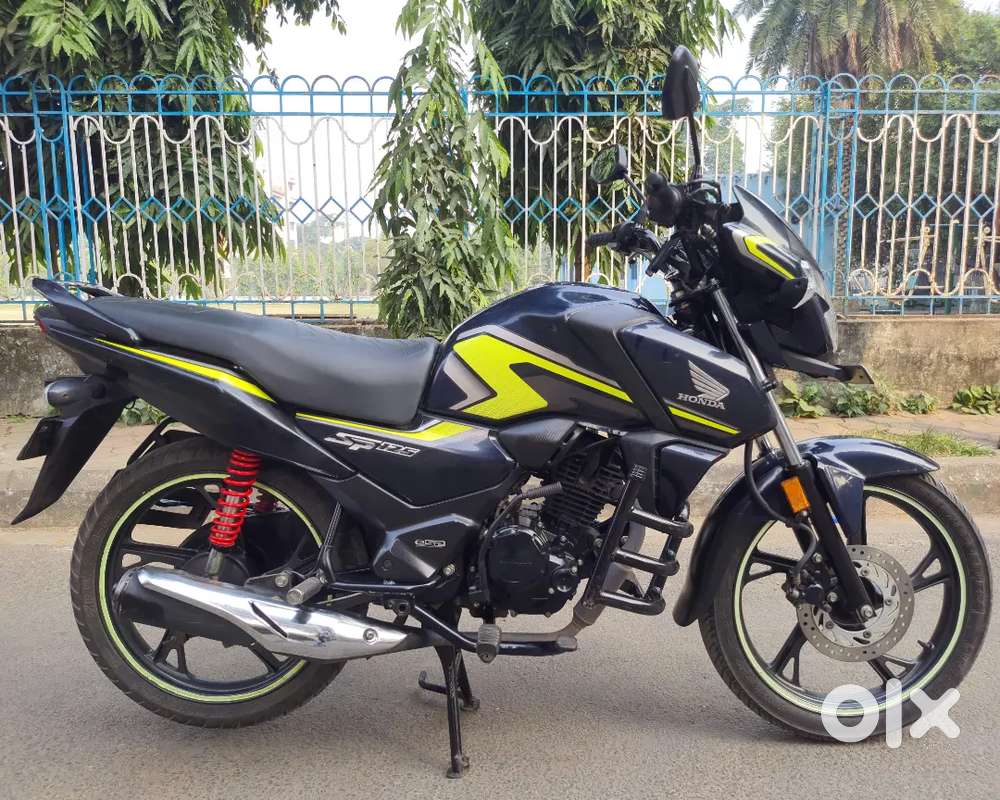 Honda Sp 125  (Pearl Siren Blue) E20 Disk variant Top model