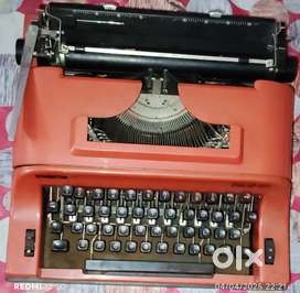 Remington Travelwriter Typewriter