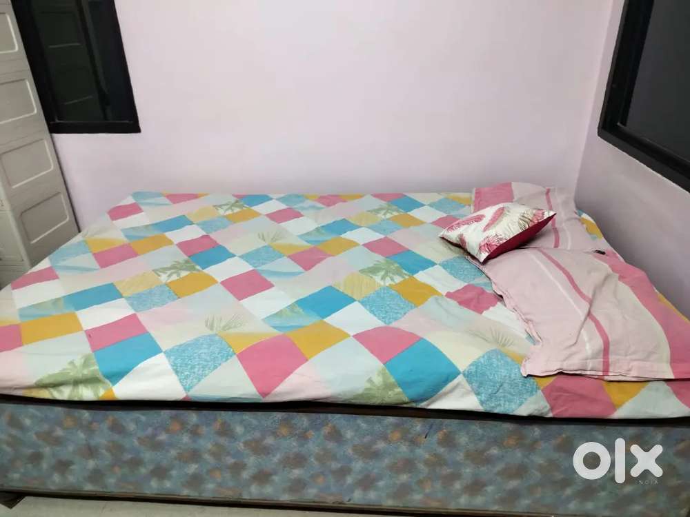 Double bed 4x6