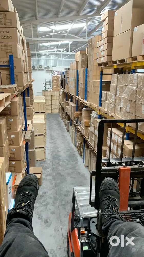 Hiring candidates for warehouse job