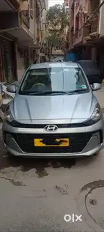 Hyundai Aura 2023 CNG & Hybrids Well Maintained