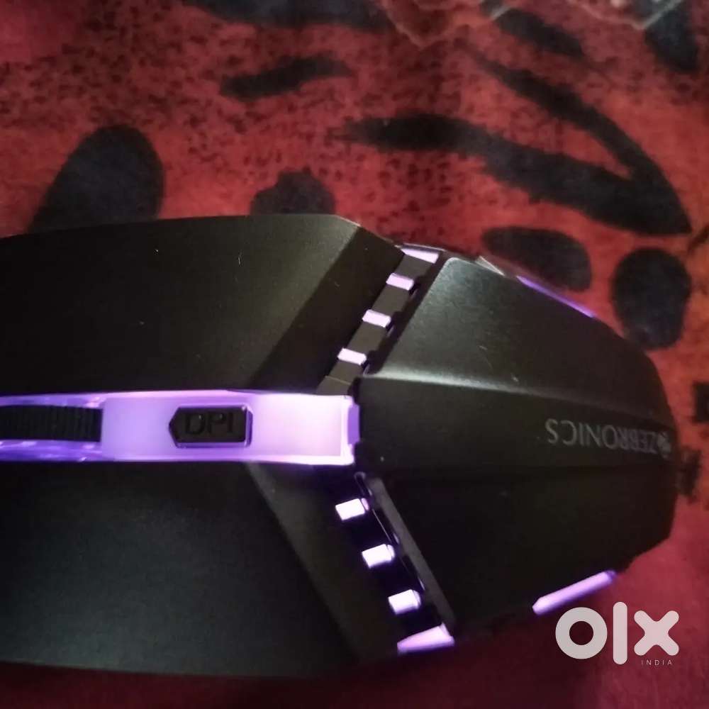 This mouse is gaming mouse RGB light and only 364 g